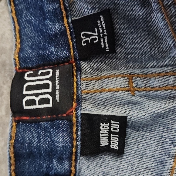 BDG Urban Outfitters Jeans Vintage Fit Button Fly size 32 Inseam 28' - Picture 2 of 5